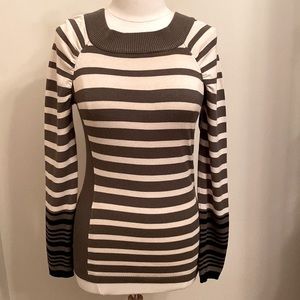 One A Striped Green Cream Long Sleeve Top Ribbed Trim Casual Top Size Small